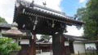 真言宗泉湧寺派の寺です