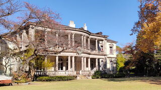 同大学の本館は、大正時代築の洋館