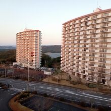 部屋の窓から