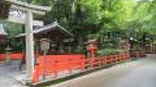 八坂神社の末社です
