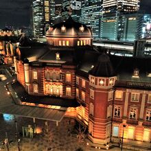 6階「キッテガーデン」から見た東京駅赤レンガ駅舎