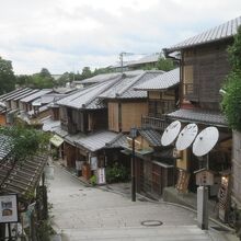 京都らしいお土産屋さんが多いです