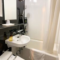 リノベーション済でキレイだがかなり狭い!