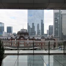 5階展望フロアは狭いけど､屋根があって雨天でも安心