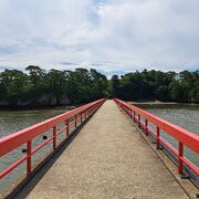 松島海岸と福浦島をつなぐ橋　福浦橋