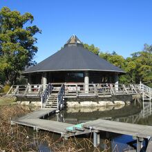 千葉公園蓮華亭