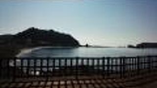 安房勝山駅近くで三浦半島を横目にのんびり海岸散歩