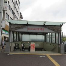 地上からの入口