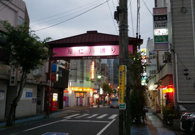 名瀬の歓楽街