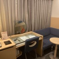 デスク＆ソファー