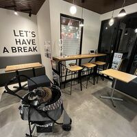 一階のカフェスペース