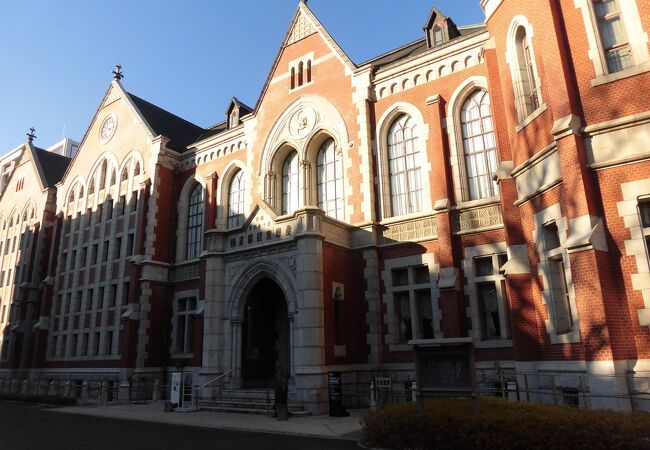 慶應義塾大学の歴史を物語っているようでした