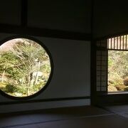 悟りの窓や血天井で有名