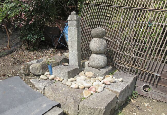 医王寺参道の途中