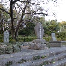 三浦按針の墓