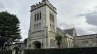 中世イギリスの城砦に様な建築