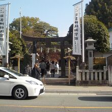 日吉神社は相変わらず参拝者が多いです。