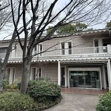 文学館の建物