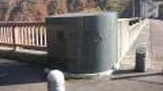 富山県と岐阜県の県境にあるダム