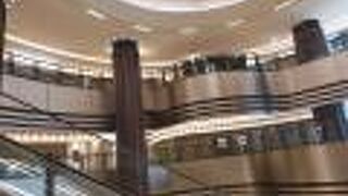 日比谷のミッドタウンは、立派で豪華ですね！