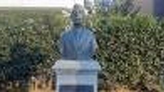 大久保コリアンタウン近くの住宅地の中の公園