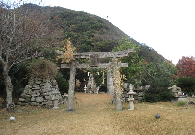 棹崎公園の麓に、天神多久頭魂神社がありました。
