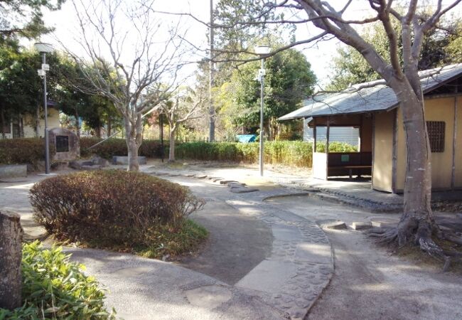 竹駒神社でのお参りの後、東屋で座ってゆったり過ごせました