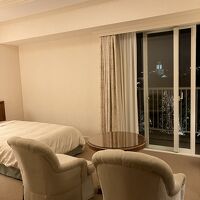 アップグレードしてもらい中庭を楽しめる部屋に