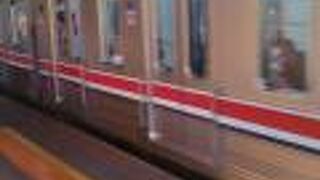 都市間以外に近郊路線も完備