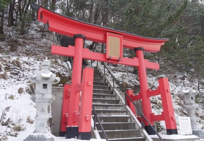 かなり階段が急。