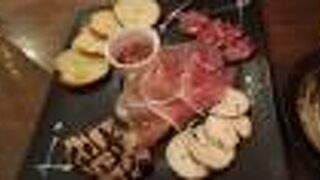 肉と石釜ピザのイタリアン Pizzacozou 横浜 関内