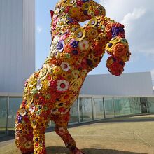 【屋外展示】フラワー・ホース