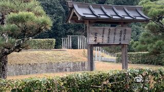 陪塚も多く持つ、大きな規模の前方後円墳です。