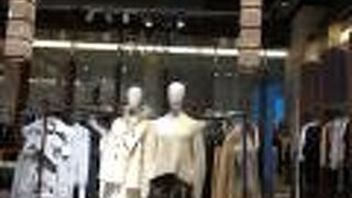 ほとんどがオフィス向けのビジネスゾーン