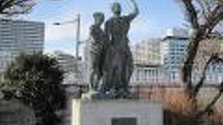 庶民の味方、釜鳴屋平七。