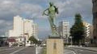 滋賀県出身の「山田良定」作！