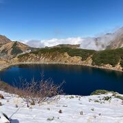 北アルプスで最も美しい火山湖！これ以上の青は見たことない！？