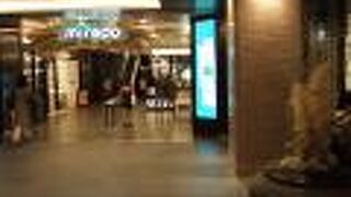 （再訪）地下歩行空間からも入れて便利