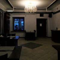 朝食はこちらで。テレビがついていました