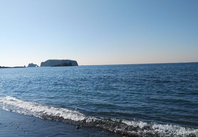 源頼朝が上陸したとされる海岸