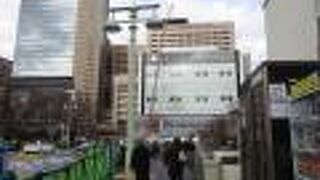 残念ながら工事中です。