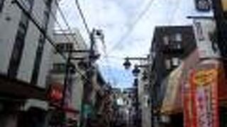 活気ある商店街