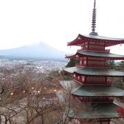 五重塔と富士山が眺められるスポット