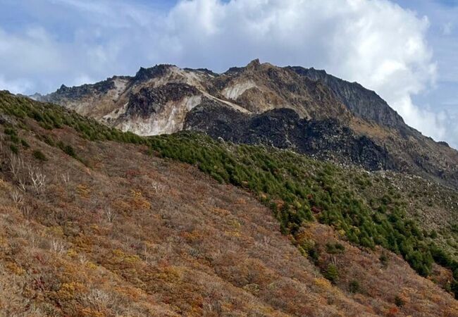 標高618mの活火山