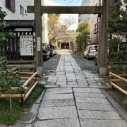 小ぢんまりとした神社