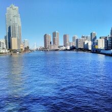 勝鬨橋から墨田川上流風景