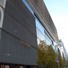 松坂屋銀座店跡地にできたショッピングモールGINZA SIX