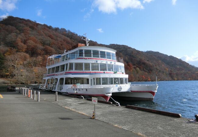 十和田湖の紅葉