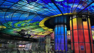 パブリックアート「光之穹頂」は現在集団接種会場