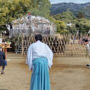 山焼きの前に飛火野で大とんどがあります